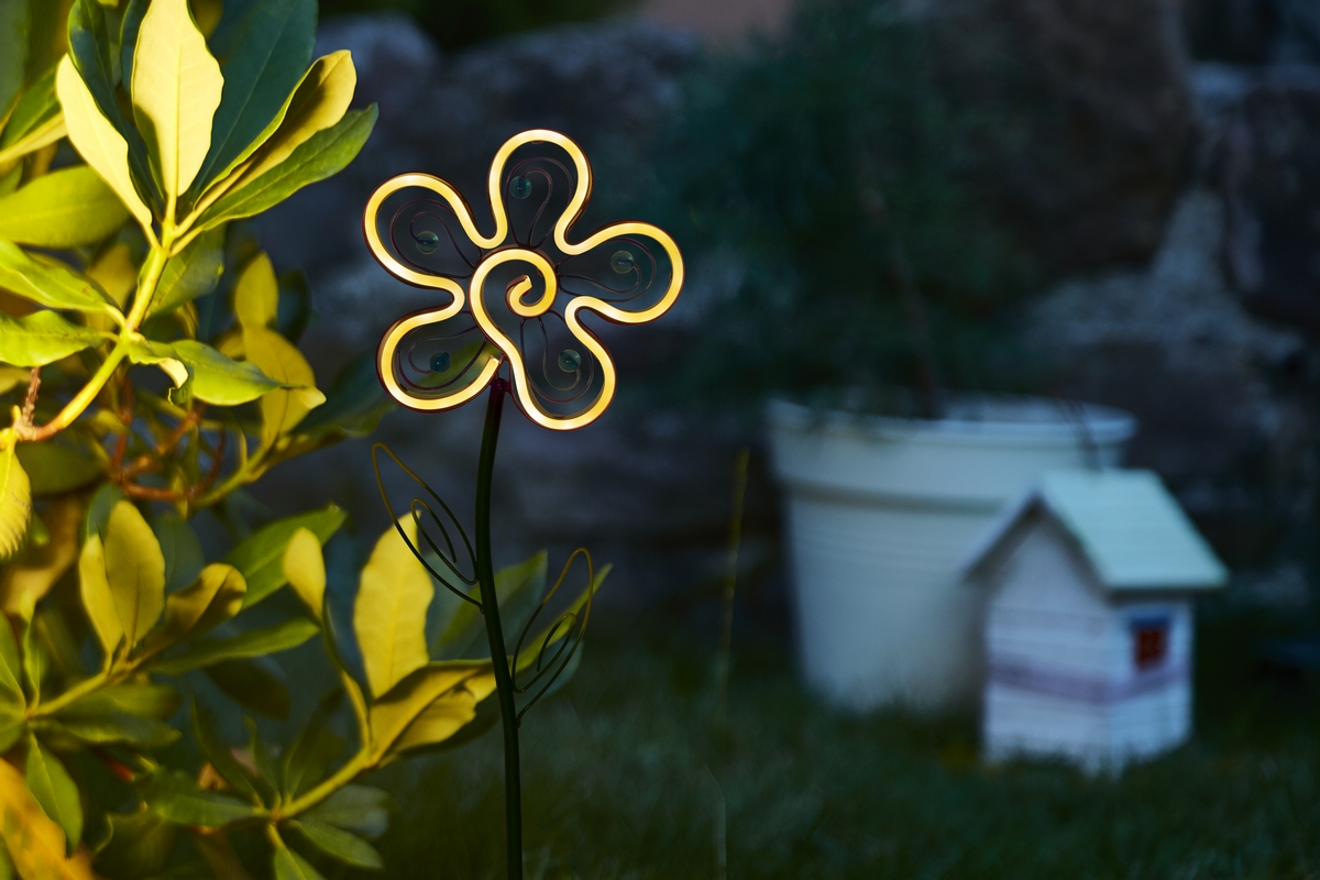 LED Solar Leuchte Flowerpower